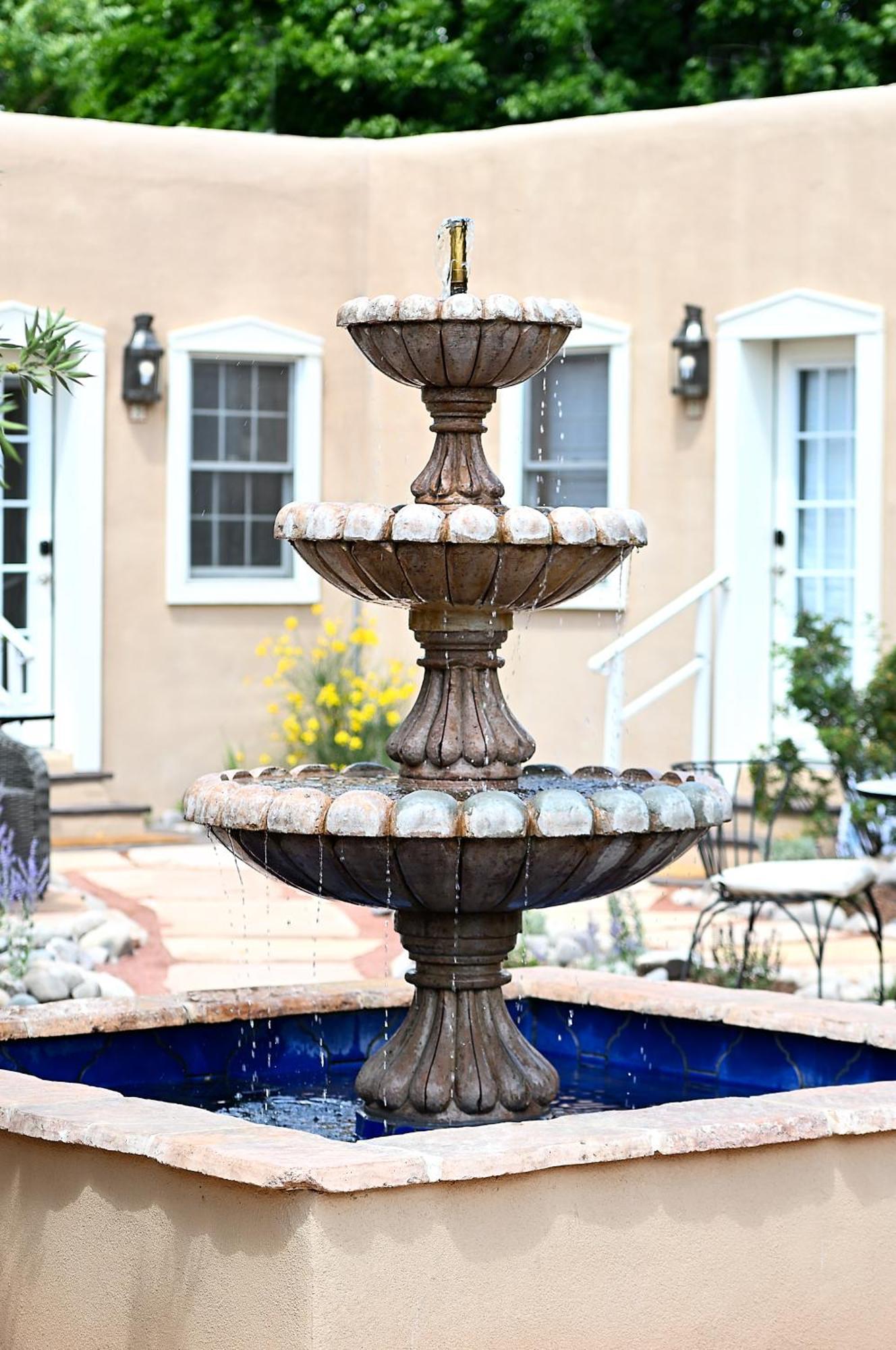 Dos Hermanas Casita 1 Downtown Courtyard Santa Fe Exterior photo